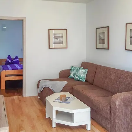 2 Bedroom Awesome Home In Behrenhoff Prázdninový dům *