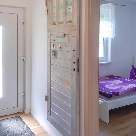 2 Bedroom Awesome Home In Behrenhoff * Behrenhoff